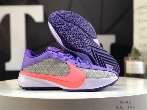 Nike Zoom Freak-M-038