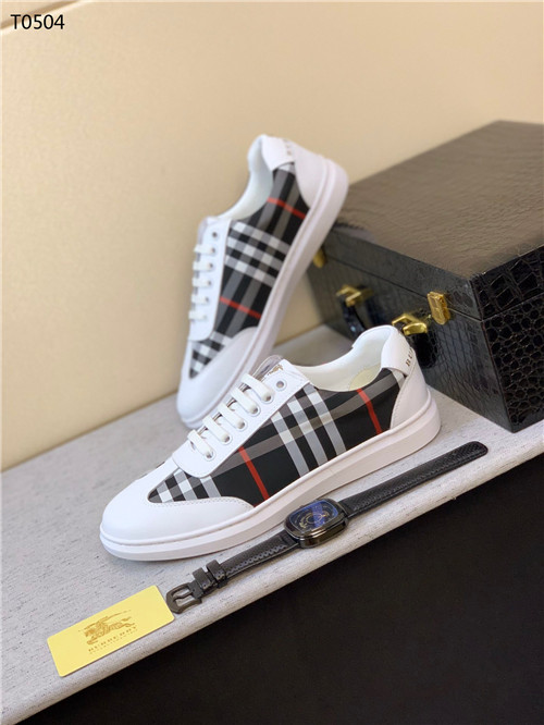 Burberry Shoes-M-102