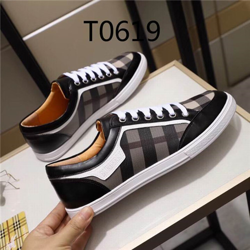 Burberry Shoes-M-012