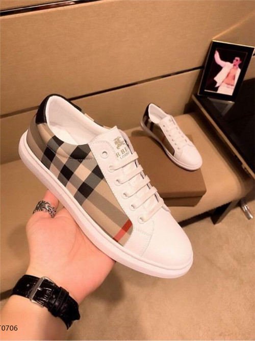 Burberry Shoes-M-158