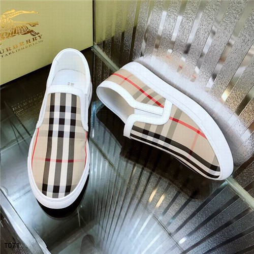 Burberry Shoes-M-183
