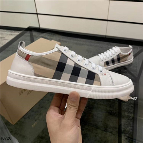 Burberry Shoes-M-196