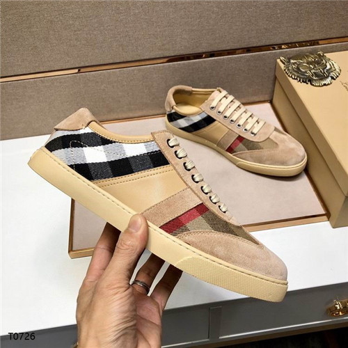 Burberry Shoes-M-219