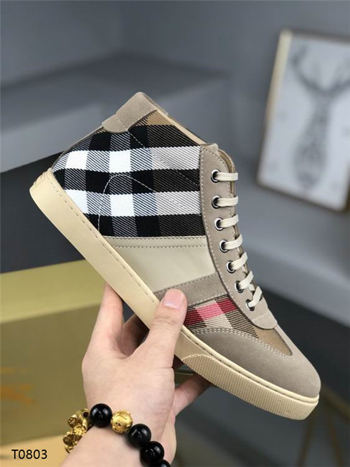 Burberry Shoes-M-226