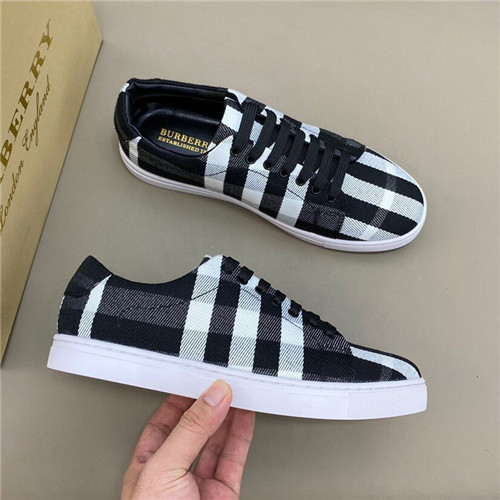 Burberry Shoes-M-258