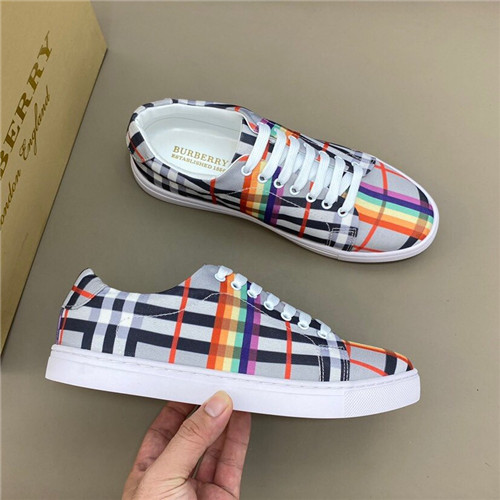 Burberry Shoes-M-259