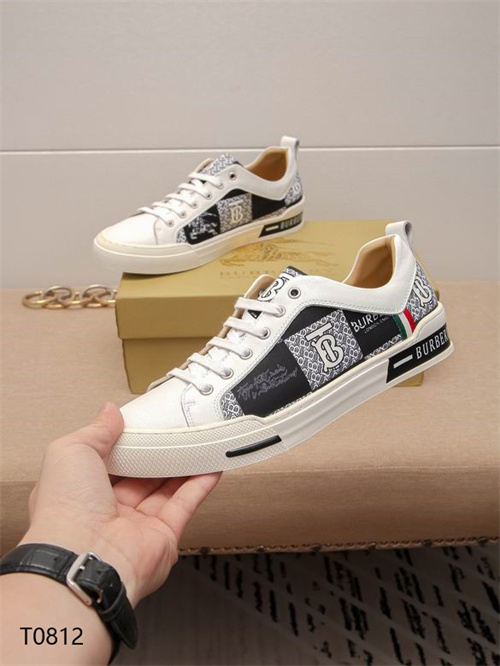 Burberry Shoes-M-431