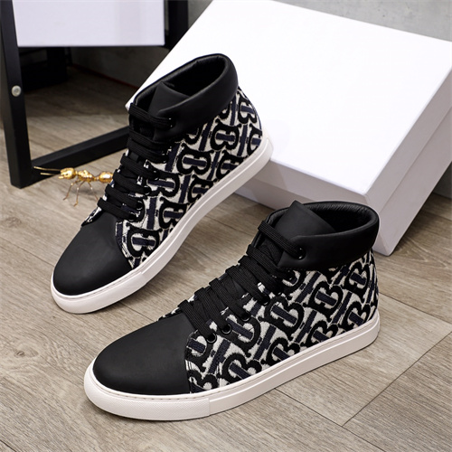 Burberry Shoes-M-512