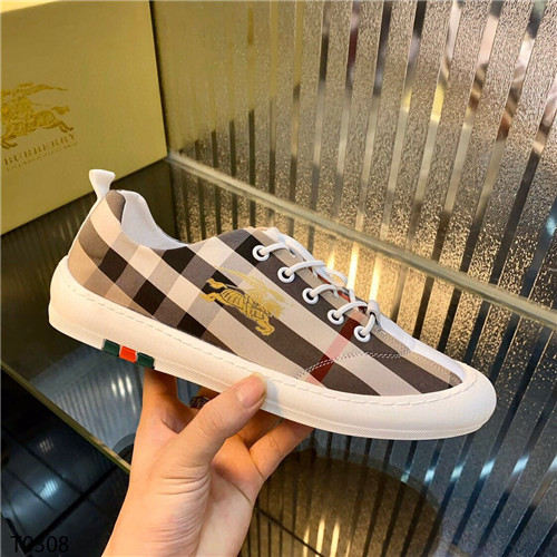Burberry Shoes-M-067
