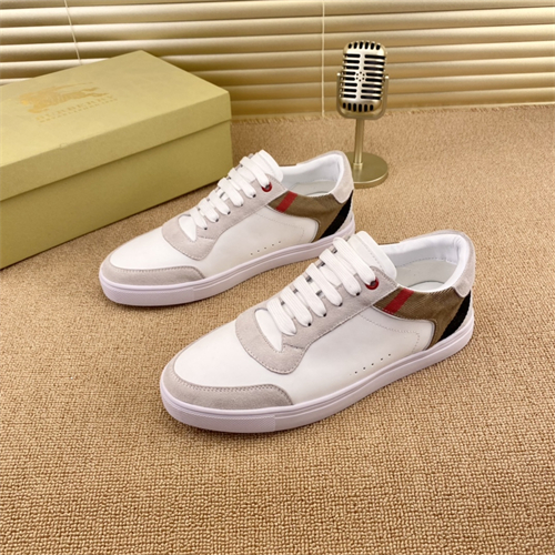 Burberry Shoes-M-695