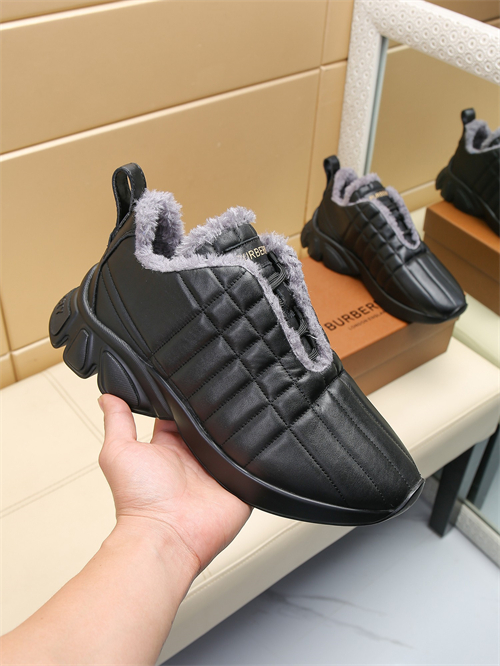 Burberry Shoes-W-0070