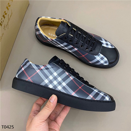 Burberry Shoes-M-094