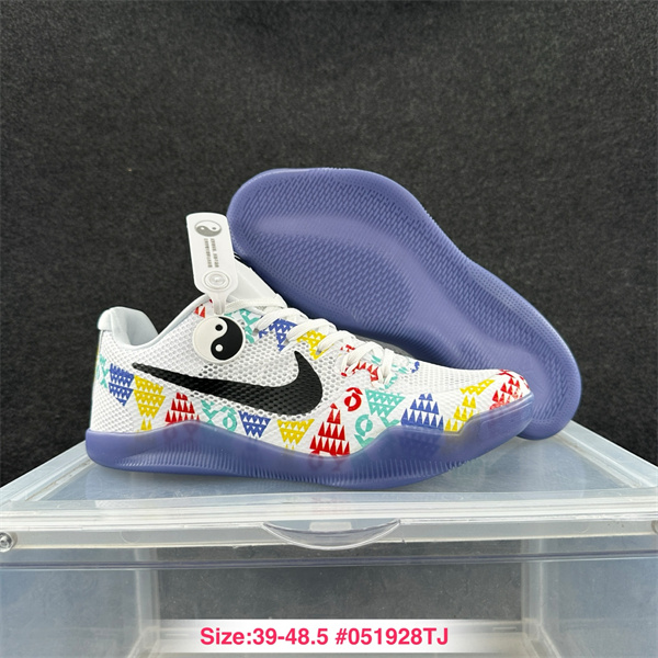 Kobe Bryant 11-M-0016