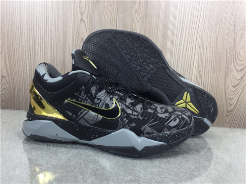 Kobe Bryant 7-M-008