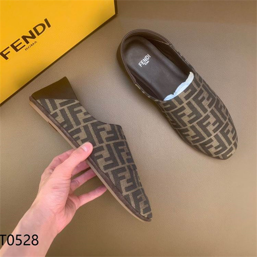 Fendi Shoes-M-246