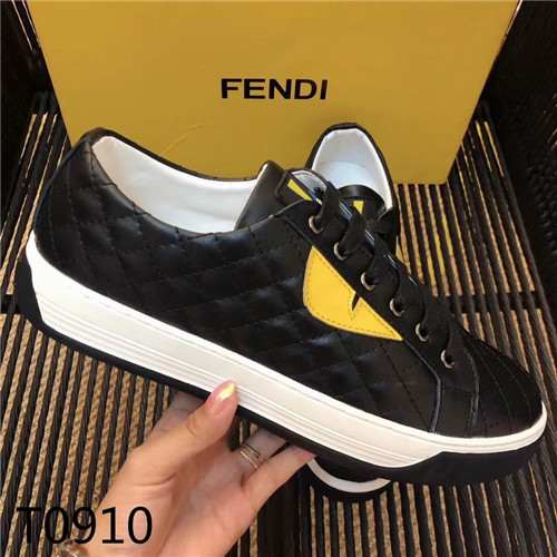 Fendi Shoes-M-031