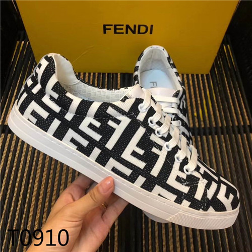 Fendi Shoes-M-032