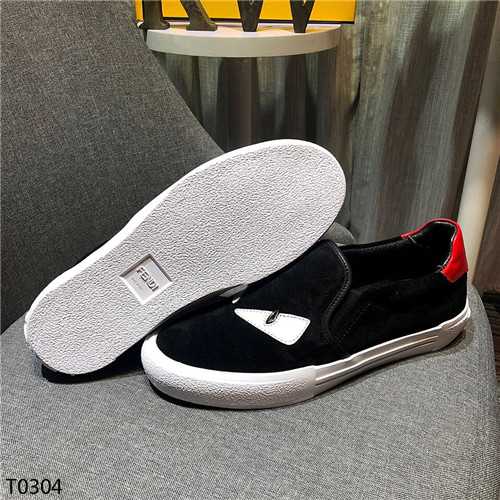 Fendi Shoes-M-042