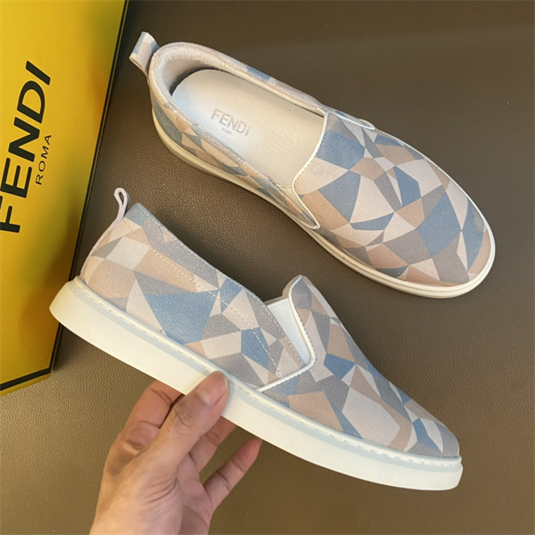 Fendi Shoes-M-0629