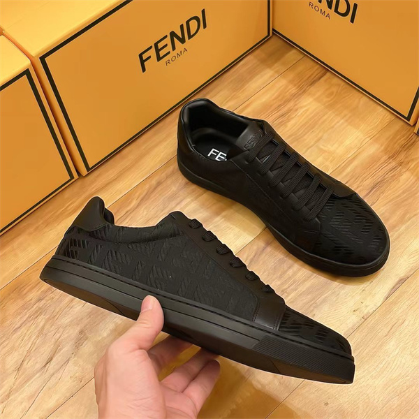 Fendi Shoes-M-0713