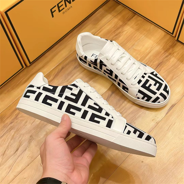 Fendi Shoes-M-0714
