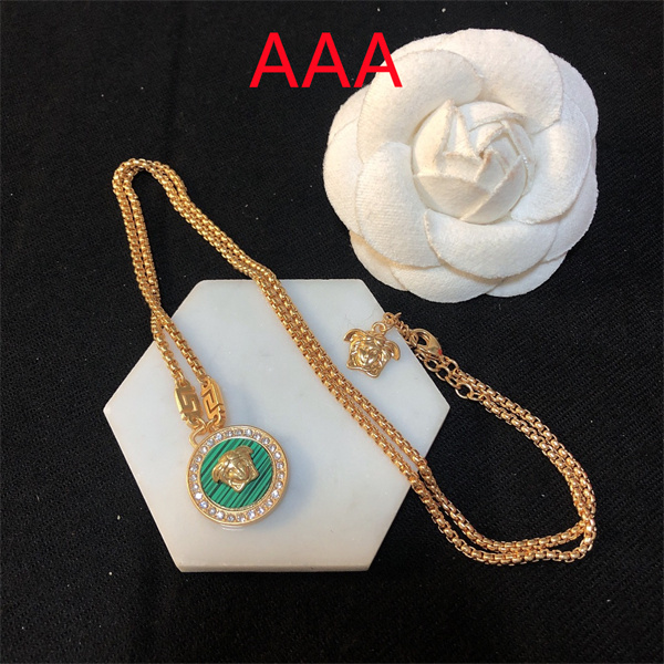 Versace Necklace-004