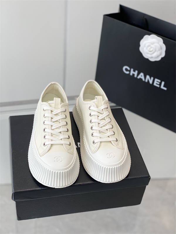 Chanel Shoes-W-388
