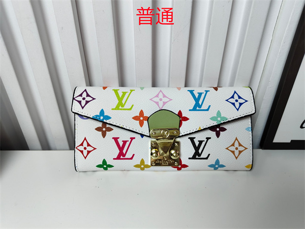 LV Wallet-0191