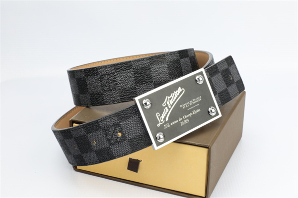 Lv-belt-0259