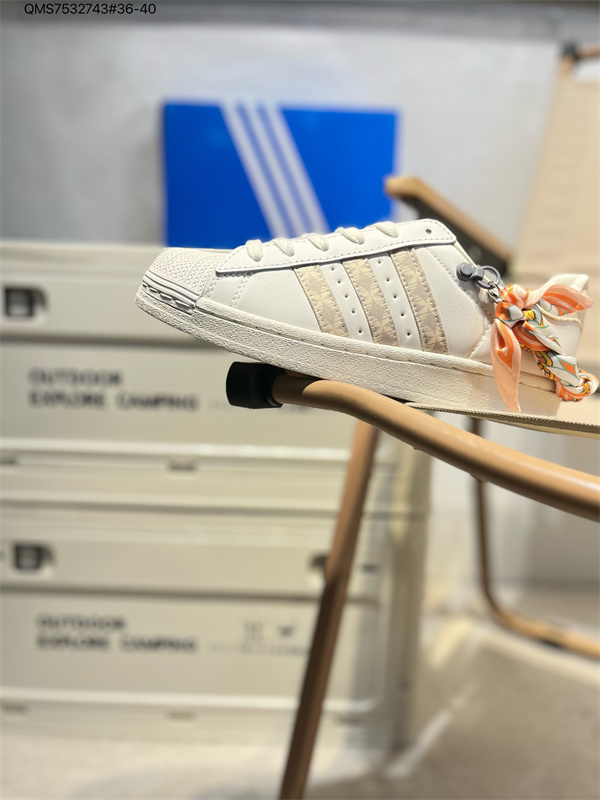 Adidas Originals Superstar-W-0570