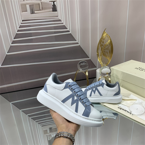 Alexander McQueen Shoes(AAA)-M/W-748