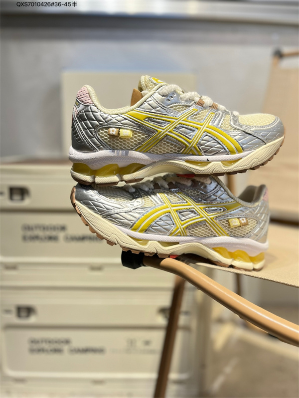 Asics shoes-W-0407