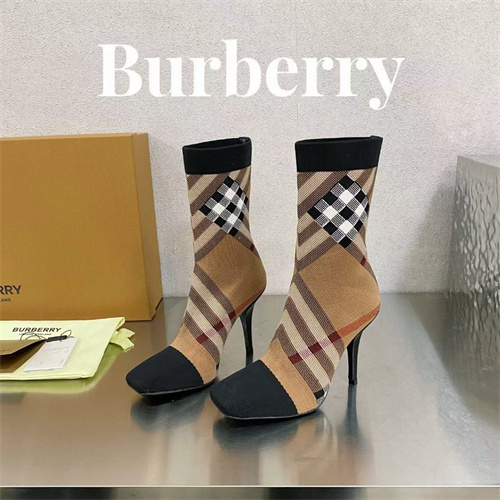 Burberry Boots(AAA)-0009