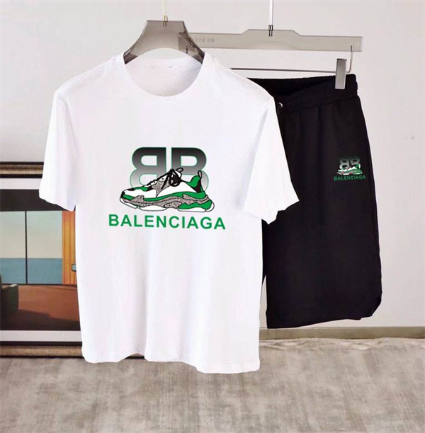 Balenciaga T-shirt(Suits)-017