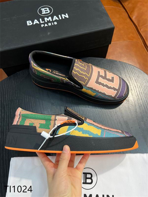Balmain Shoes-M-083
