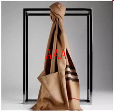 Burberry-Shawl-064