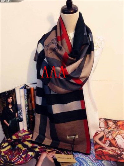 Burberry-Shawl-040