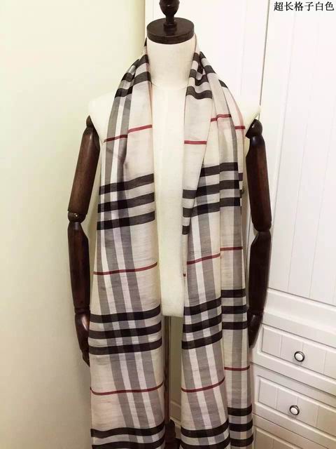 Burberry-Shawl-290