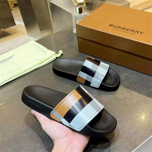 Burberry Sandal-W-003