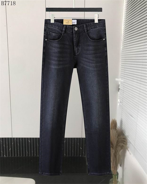 Burberry Jeans-M-019