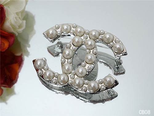 Chanel brooch-006