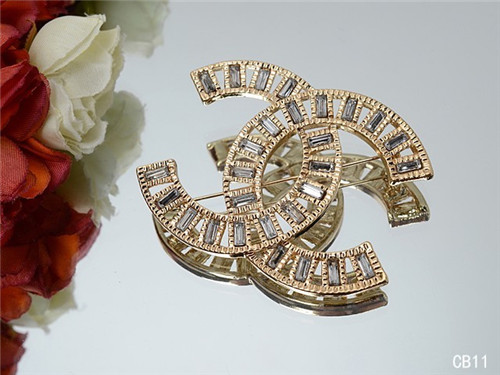 Chanel brooch-007