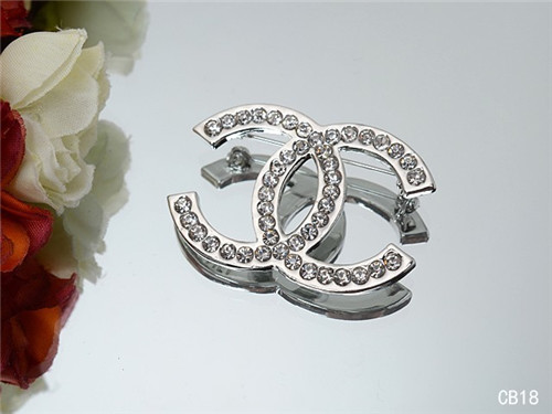 Chanel brooch-010