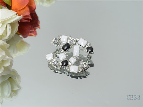 Chanel brooch-018