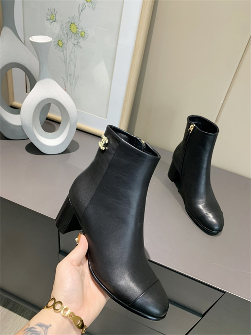 Chanel Boots(AAA)-054