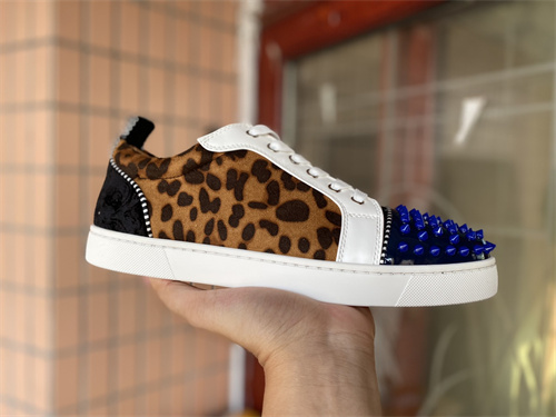 Christian Louboutin(Low)Shoes-300