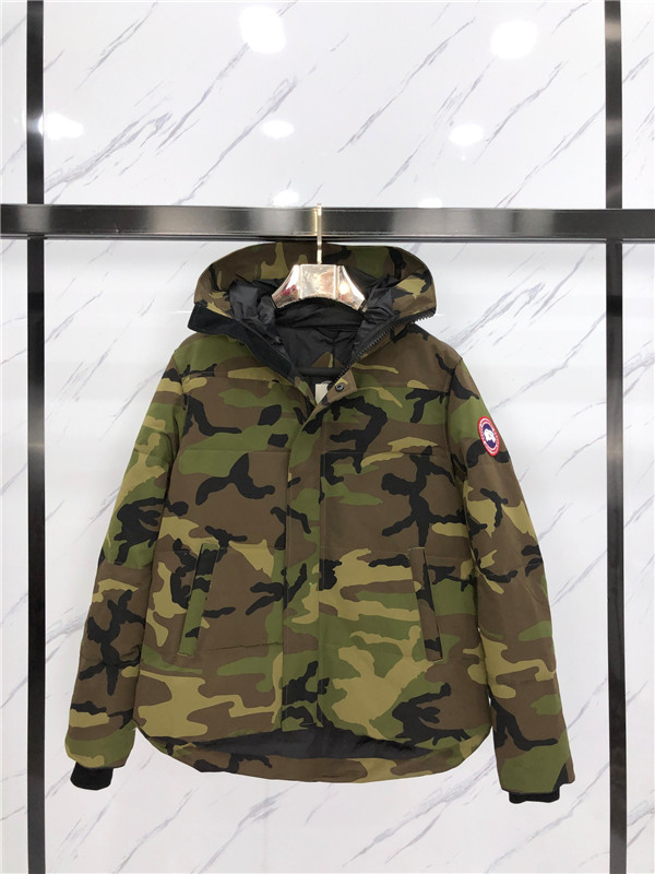 Canada Goose Down Jacket-M-034