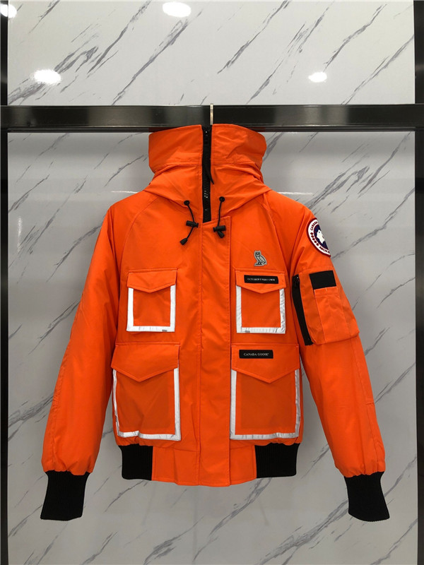 Canada Goose Down Jacket-M-075