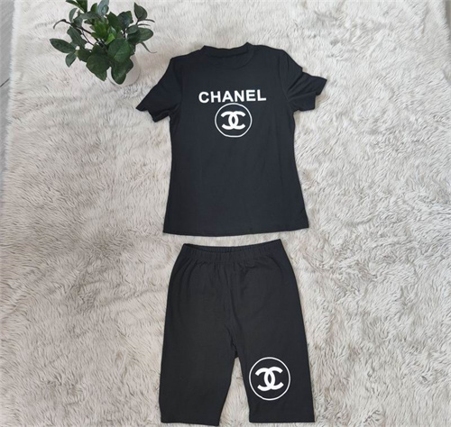 Chanel(Women)suits-011