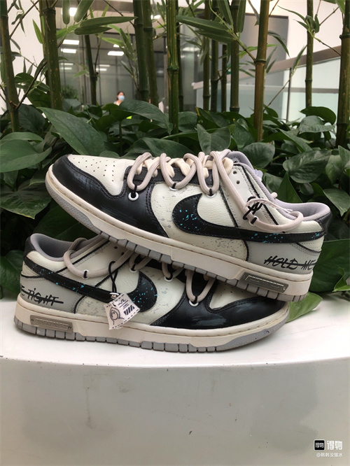 Dunk(low)-W-1205